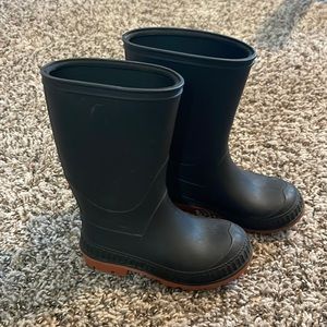 Rubber boots- toddler size 8